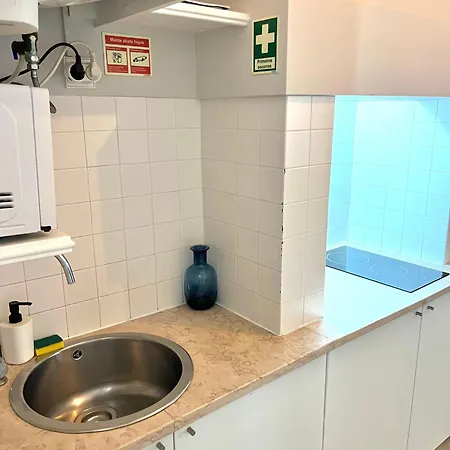 Charming Flat In Pretty Praca Flores 2 Bedrooms Apartamento Lisboa